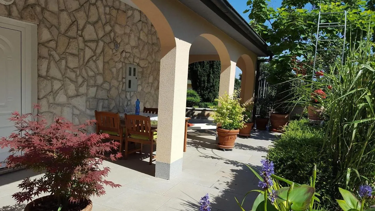 Apartment Apartment-Studio-Ginkgo-A1 Banjole Croatia